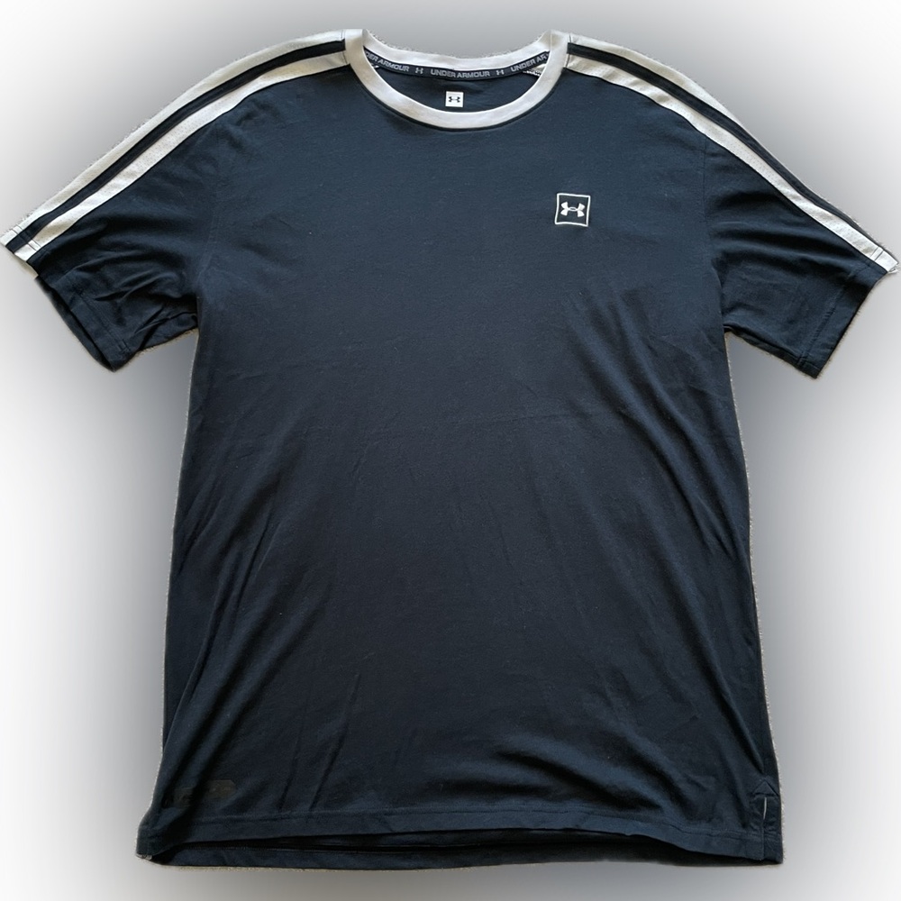 Mens Under Armour Black Short Sleeve Tee Large